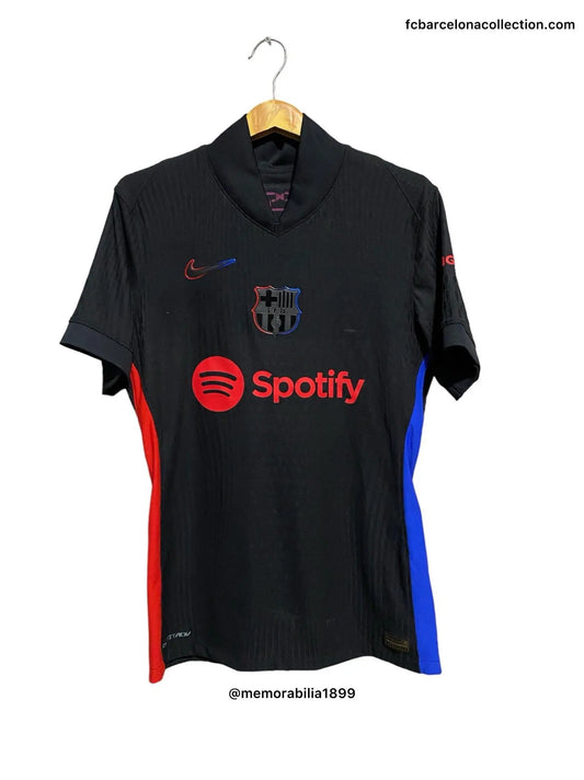 (Copy) Barcelona 24/25 away