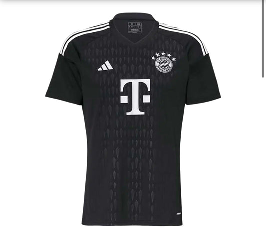 Bayern Munich X דניאל פרץ